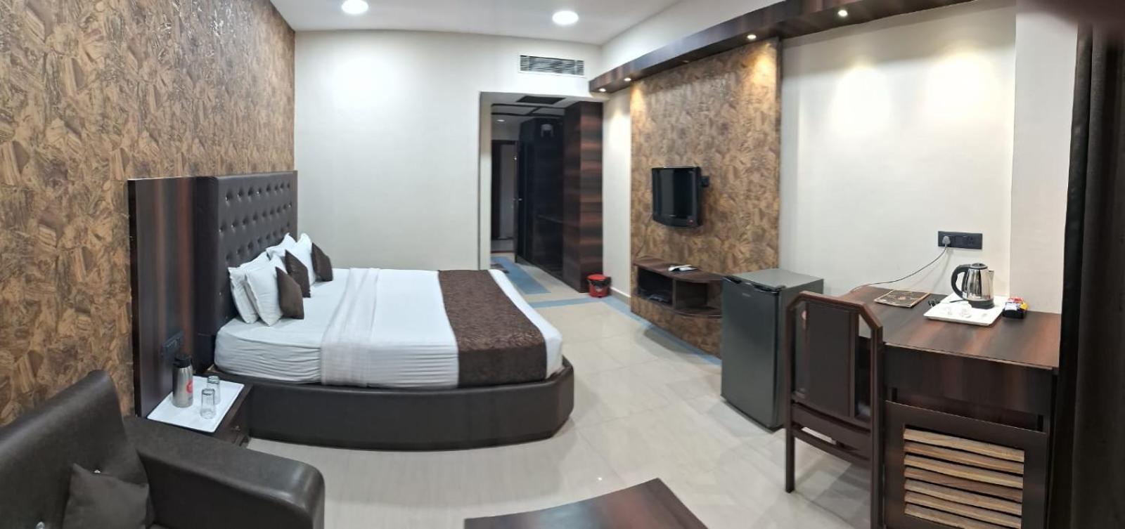 Hotel Samdareeya Pvt Ltd Jabalpur Luaran gambar
