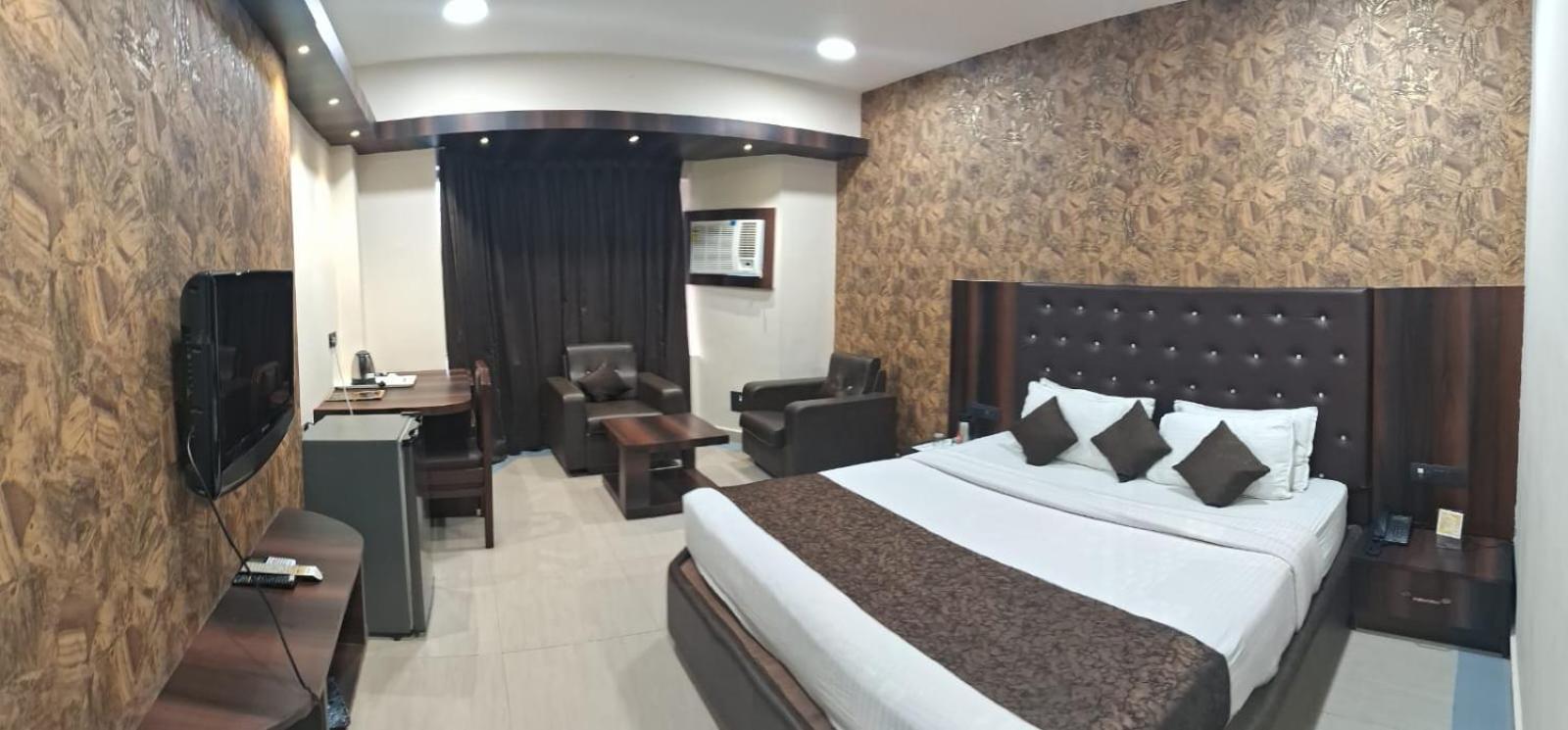 Hotel Samdareeya Pvt Ltd Jabalpur Luaran gambar